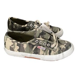 Superga 2750 Womens Lifestyle Low-Top Casual And Fashion Sneakers NWOB size 9.5